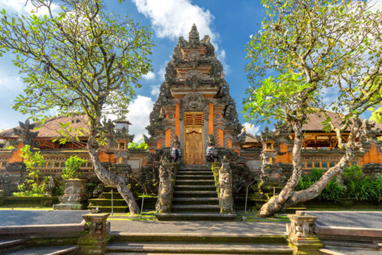 458 ubud palace | www.balitouristic.com