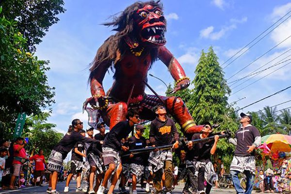 Ogomoho Ogoh-Ogoh Bali: Giant Demon Art & Nyepi Parade Guide