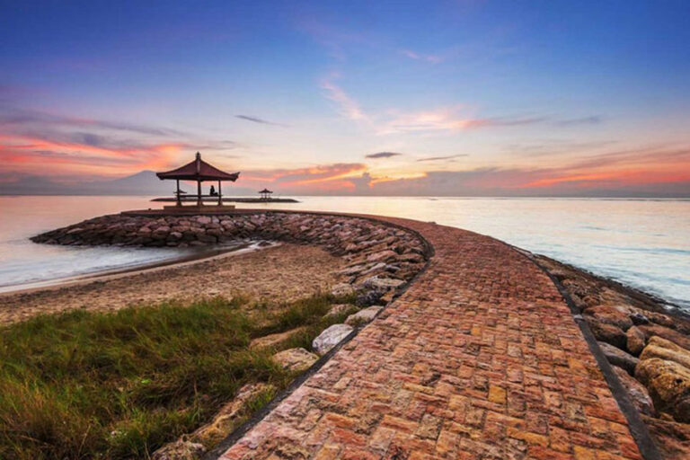 Stunning Bali Beach Ceremony: Upacara Melasti in Bali