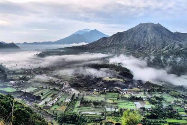 Pinggan Sunrise Spot: Land Above the Clouds in Kintamani