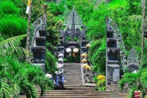 pulaki temple 1 | www.balitouristic.com