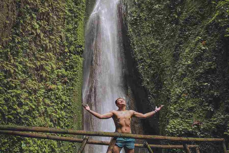 Aan Secret Waterfall Klungkung : Exploring The Real Nature
