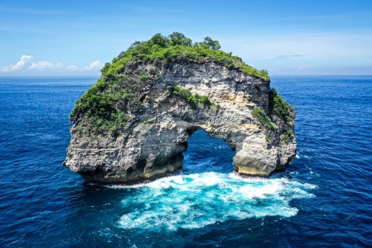 Banah Cliff Point: Nusa Penida’s Hidden Ocean Viewpoint