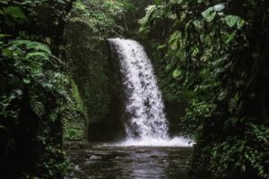 manuaba waterfall | www.balitouristic.com