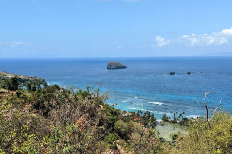 Guungan Hill Karangasem: Hidden Viewpoint in East Bali