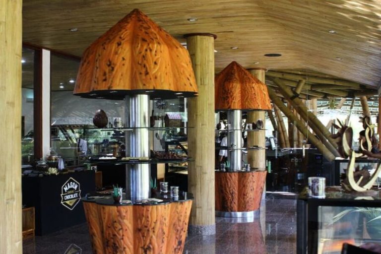 Want to try Tour chocolate in bali? Dark but Sweet