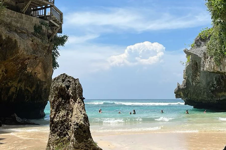 Blue Point Beach Bali 01 | www.balitouristic.com
