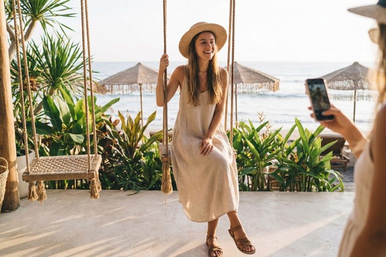 Simple Travel Outfits Match Bali Instagram Visual Trends