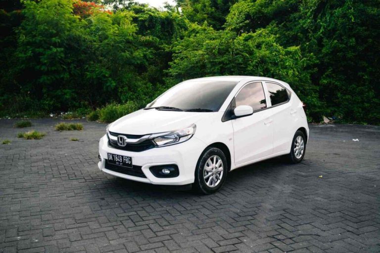 Best Cars for Bali Road Trips: Complete Rental Guide