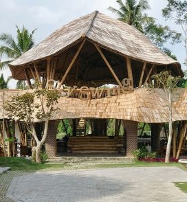 sky swing bali | balitouristic.com