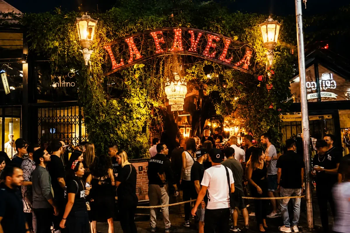 Guests enjoying the unique tropical ambiance of La Favela in Seminyak, Bali.