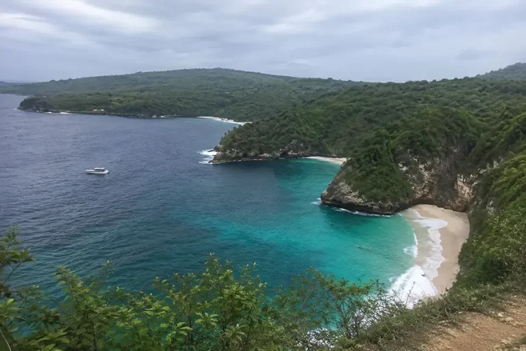 Pandan Beach Bali: The Hidden Gem Near Crystal Bay