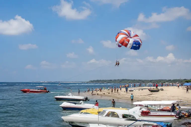 Parasailing in Bali: Best Beaches & Complete Guide