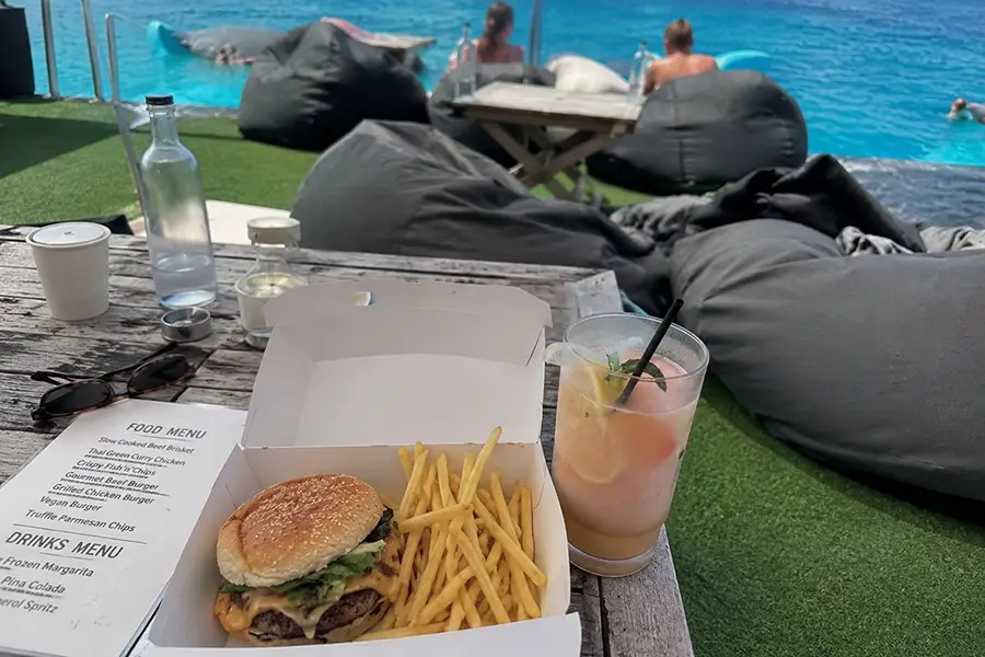 Pontoon at Lago menu food and drinks nusa lembongan floating bar | balitouristic.com
