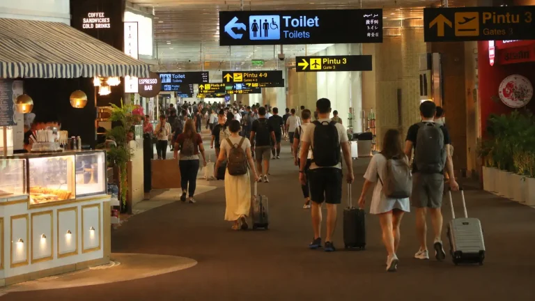 Bali Airport Transfer to Seminyak: Options & Prices 2026