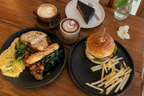 Breakfast and coffee spread at Montana Del Cafe Kintamani.