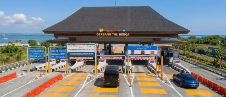 Nusa Dua to Uluwatu: Distance, Travel Time & Taxi Prices